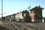 Seaboard System GP38-2 #6050 passing Southern Railway's 13th Street Interlocking Tower 